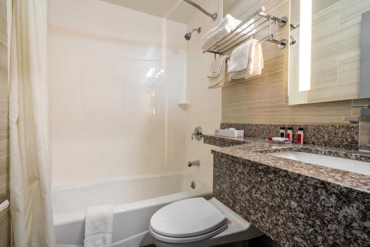 Letap Hotel Near Airtrain Jfk Airport New York Bagian luar foto