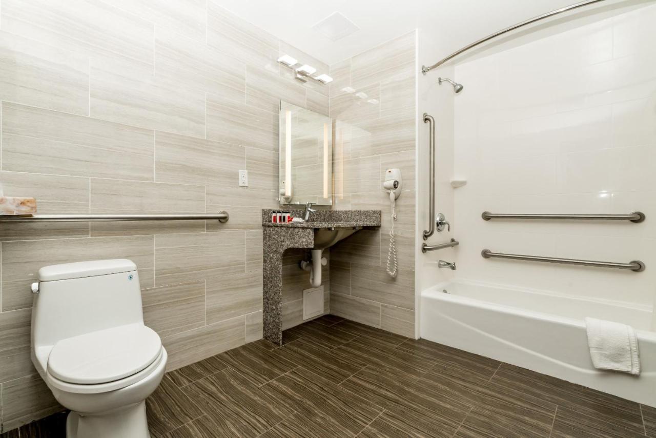 Letap Hotel Near Airtrain Jfk Airport New York Bagian luar foto