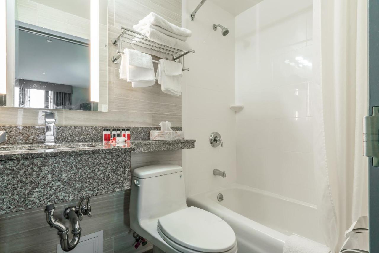 Letap Hotel Near Airtrain Jfk Airport New York Bagian luar foto